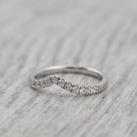 Bague V en argent sterling